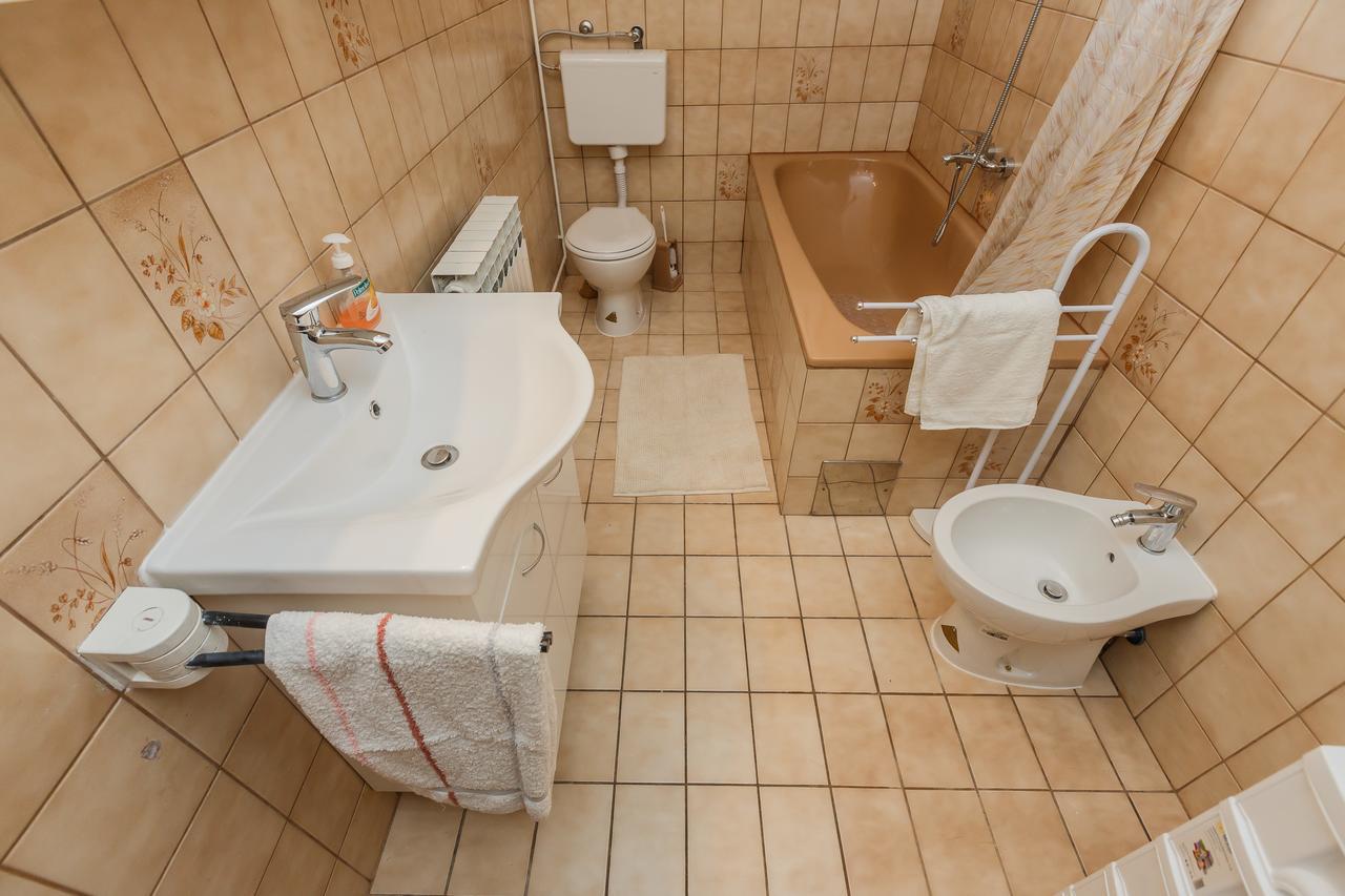 Apartman Mila Kastela Exterior photo