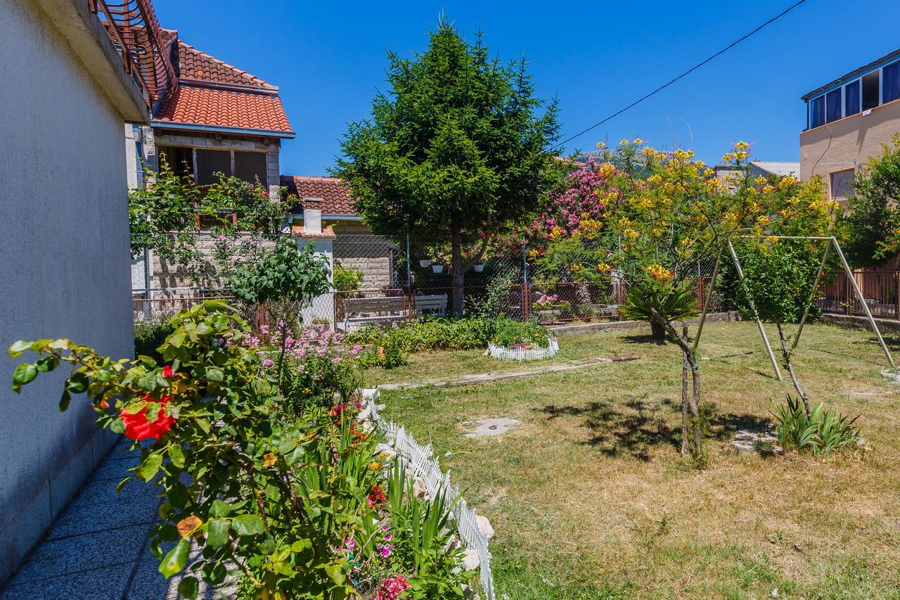 Apartman Mila Kastela Exterior photo